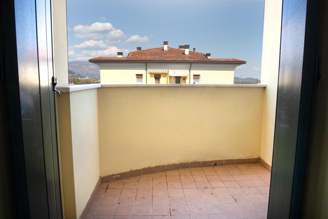 מניאגו Appartamento Borgo Peschiere מראה חיצוני תמונה